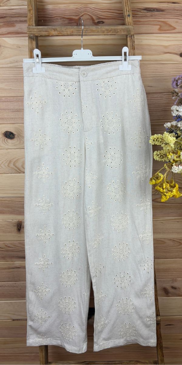 pantalon gutti-pantalon troquelado-pantalon ancho-pantalon blanco-pantalon crudo-pantalon verano