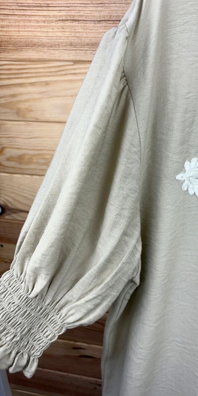 blusa ana-blusa bordada-blusa original-blusa primavera-blusa bonita-blusa barata
